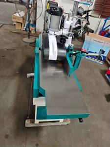 Cepilladora de madera de alta resistencia de 300 mm con alimentación automática y cabezal de corte helicoidal - Product Image 3