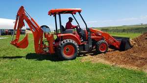 Mejor Precio Competitivo, Tractor Cortacésped Kubota BX1880 4x4 Usado para Jardín y Agricultura / Maquinaria Agrícola en Stock para la Venta - Product Image 6