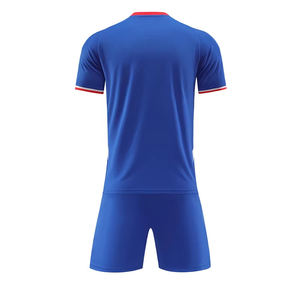Uniforme de football personnalisé en tissu respirant léger à séchage rapide uniforme de football personnalisé de haute qualité par sublimation complète - Product Image 6