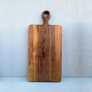 Tabla de cortar de madera de acacia pequeña personalizada hecha a mano estilo cuerno pulido para queso tabla de cortar de amor único - Product Image 3