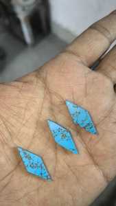 Cabochons en pierre naturelle bleu triangle sur mesure teintes vives finition lisse fabrication à la main intemporelle bijoux de beauté à bricoler soi-même - Product Image 4