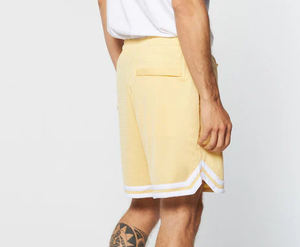 กางเกงขาสั้นตาข่ายสองชั้นผ้าโพลีเอสเตอร์สำหรับผู้ชาย100% ออกกำลังกายพิมพ์ลายดิจิทัลแบบใหม่งานยิมงานตามสั่ง - Product Image 3