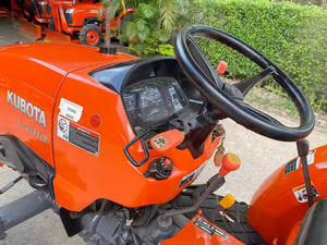 Tracteur à roues Kubota L4018 4WD Chargeuse-pelleteuse avant Moteur essentiel Source d'énergie agricole Pompe à roulement d'occasion - Product Image 2