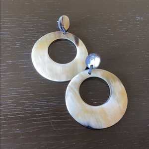 "Pendientes de cuerno de búfalo de la mejor calidad, joyería hecha a mano de moda para mujeres | Venta al por mayor - Product Image 4