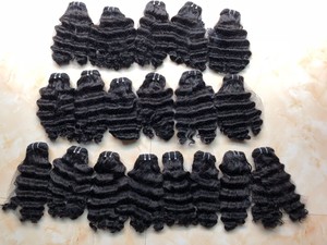 100% ต่อผมมนุษย์เป็นลอนที่นุ่มลื่น - Product Image 3