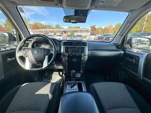 รถมือสองปี 2021 4Runner SR5 พวงมาลัยซ้าย - Product Image 2