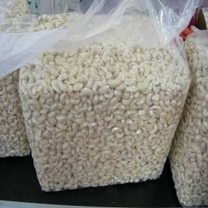Noix de cajou biologiques W320, noyaux entiers, brun grisâtre, fruits secs riches et croustillants, qualité A+, emballés sous vide, exquis et délicieux - Product Image 1