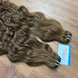 Extensions de cheveux naturels ondulés de qualité supérieure à prix de gros, disponibles en plusieurs couleurs avec une texture lisse et soyeuse - Product Image 5