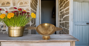 Lámpara de aceite de latón de primera calidad hecha a mano, accesorio tradicional indio dorado Akhand Diya hecho a mano para uso decorativo Diwali - Product Image 5