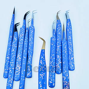 Pinzas de pestañas de Punta múltiple Hermosas pinzas de volumen de precisión de acero sostenible Herramienta grabada con logotipo personalizado para extensiones de pestañas - Product Image 1