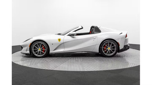Ferrari GTS Convertible 2022, Usado en Excelentes Condiciones - Product Image 3