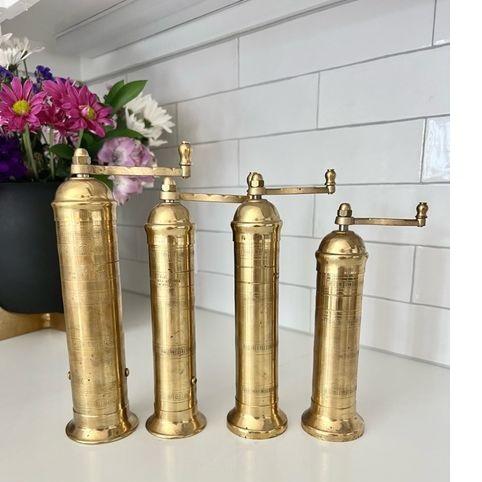 ตามที่แสดง