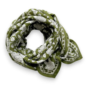 Pañuelos Cuadrados de Algodón Hechos a Mano y Personalizados - Diseño Floral, Transpirables, de Secado Rápido, Ecológicos, Multicolores, al por Mayor - Product Image 1