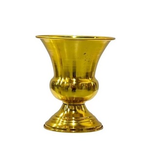 Pots à fleurs/vases en métal écologiques faits à la main plaqués or chromé pour la décoration de centre de table de mariage, événements de fête à domicile - Product Image 1