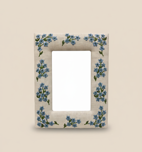 Marco de Fotos Vertical de Pared de Madera y Tela Moderno, Ligero, Duradero, Hecho a Mano con Tela de Terciopelo Ecológica, de 2 Colores - Product Image 1