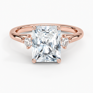 Anillo de Diamantes de Tres Piedras con Corte Radiante en Oro con Piedras Laterales Redondas, Anillo de Compromiso Flotante Clásico para Mujer, Regalo de Joyería Fina - Product Image 3