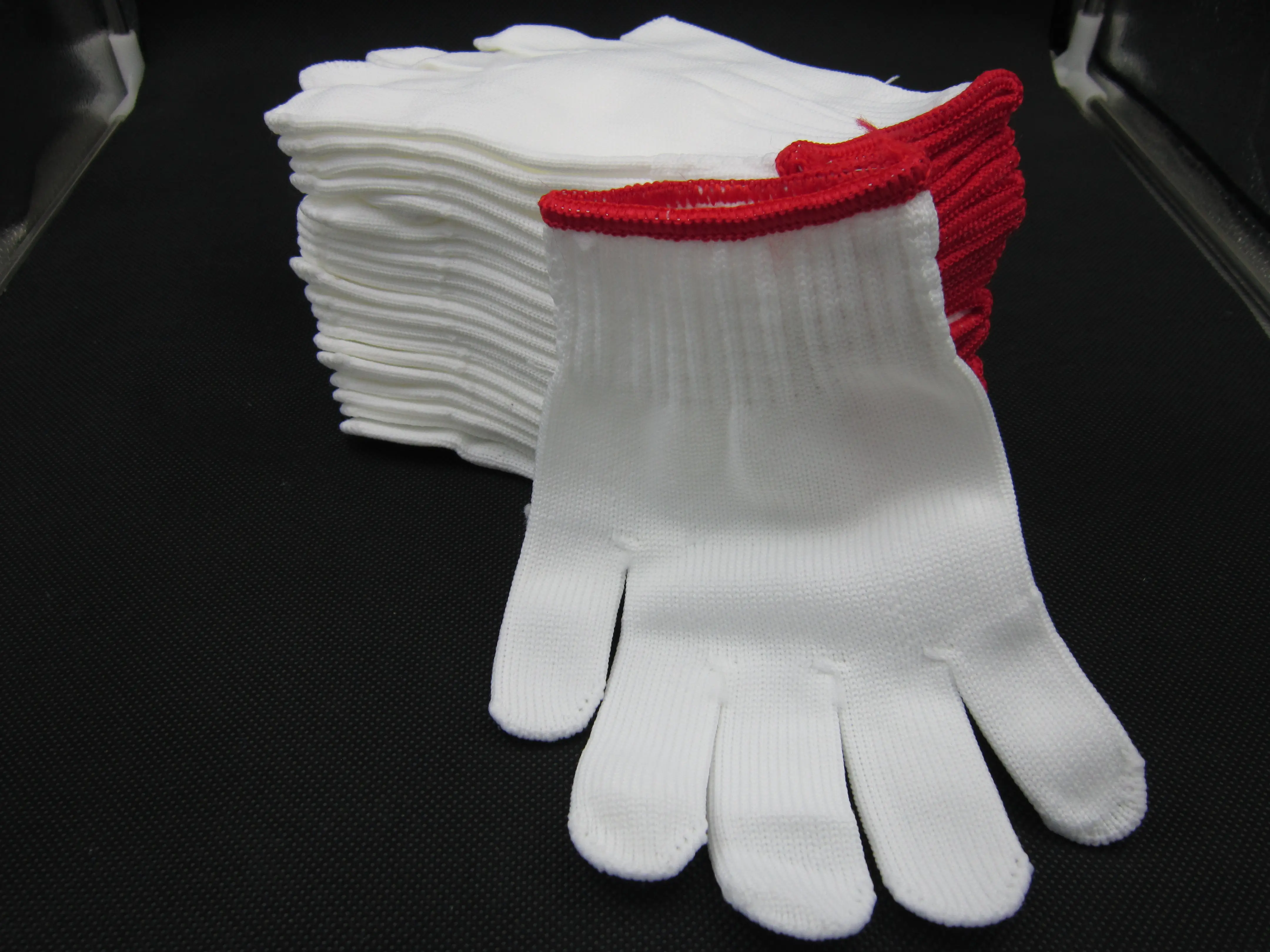 Оптовая продажа, белые парадные высококачественные рабочие хлопчатобумажные перчатки, безопасные перчатки, Дешевые Трикотажные натуральные защитные перчатки на заказ