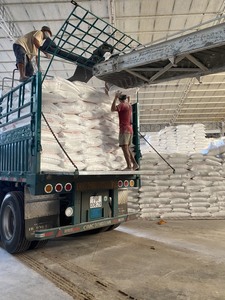 Meilleur Prix Tapioca Amidon Alimentaire Alimentation Farine De Manioc De Qualité Industrielle Biologique Sans OGM Origine Vietnam - Product Image 3