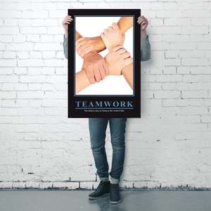 Póster de Barney Stinson de la serie How I Met Your Mother sobre el trabajo en equipo, diseño moderno en lienzo - Product Image 3