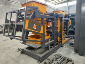 Máquina para hacer bloques de hormigón, máquina avanzada para hacer ladrillos y bloques - Product Image 3