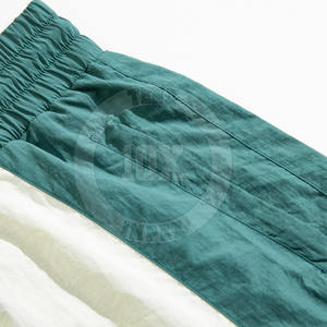 Cortavientos de nailon personalizado ligero e impermeable de alta calidad, conjunto corto con cierre de cremallera, conjuntos para correr para hombres - Product Image 6