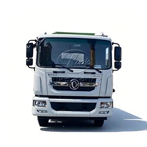 Camion à déchets alimentaires avec réservoir rond en acier inoxydable de 8 m³, Dongfeng Duolika 4x2, camion d'assainissement, norme d'émission Euro 2/3/5 - Product Image 1