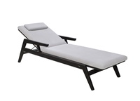 Chaise longue de luxe contemporaine en teck massif brossé pour hôtel, extérieur, plage, parc, jardin, finition teck coucher de soleil