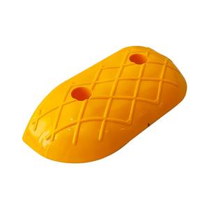 Ileritraffic, butée de vitesse en plastique jaune durable et flexible pour la protection des voies rapides, embout 25 x 10 x 5 cm ILT9021 SR - Product Image 1