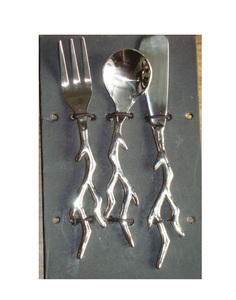 Juego de cuchillos de mantequilla de metal hechos a mano con diseño de aspecto de lujo moderno y atractivo con cuchillo de mantequilla de diseño decorativo y de calidad superior - Product Image 3