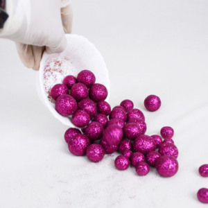 100% fait à la main écologique laine feutre violet paillettes boule 2.2cm décorations de noël pour usage domestique en forme d'arbre modèle sacs - Product Image 3