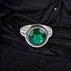 Bague en émeraude faite à la main, pierre précieuse ronde verte, bijoux en argent sterling, cadeau élégant pour femmes, Design Boho - Product Image 3