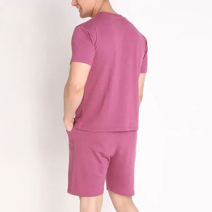 Ensemble t-shirt et short de course respirant à la mode décontractée pour hommes avec logo personnalisé hauts à manches courtes bas motif solide - Product Image 3