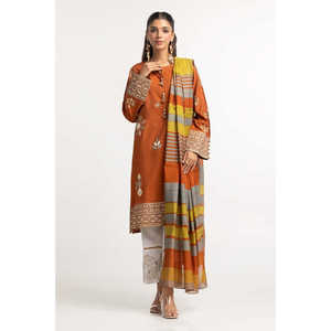 Chemise et dupatta en mousseline de soie teinte orange avec impression sérigraphique et broderie décorative en tissu de coton - Product Image 1