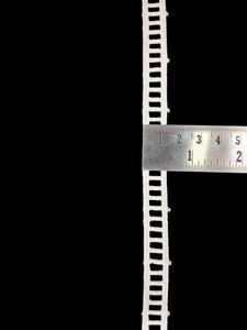 Vente chaude Tissu en dentelle 100% coton respirant et écologique Broderie florale blanche pour la couture Robe Saree Prix d'exportation disponible - Product Image 3