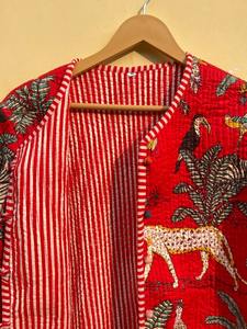 Veste d'hiver courte matelassée en coton faite à la main pour femme, nouvelle collection, imprimé animal, style décontracté indien, tissée, effet délavé - Product Image 5