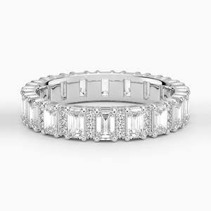 Anillo con diamantes cultivados en laboratorio con corte baguette y engaste de canal en oro, anillo de banda de diamantes con forma de baguette hecho a mano, joyería de cumpleaños para ella. - Product Image 3