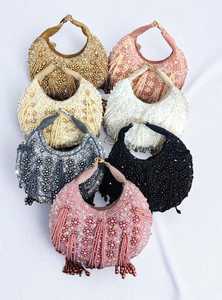 Bolso de mano de gamuza para fiesta nupcial con diseño de solapa vintage Bordado de perlas y cadenas de la India - Product Image 3