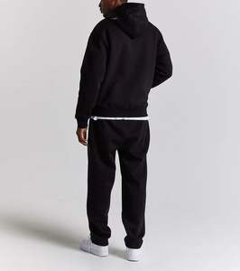 Ensemble de survêtement d'hiver unisexe pour enfants, noir, à capuche, avec broderie d'éclairs saisissants et logo audacieux pour le streetwear - Product Image 3