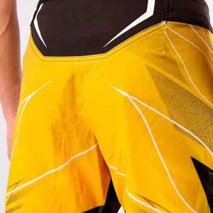 Short Fight Mma Shorts Logos personnalisés Oem Designs Tissu extensible Fabriqué au Pakistan Mma Shorts - Product Image 3