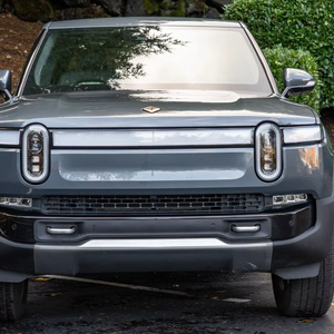 Rivian R1T Edición Aventura 2022 Usada en Buen Estado - Product Image 1