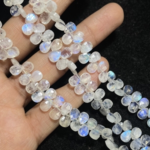 Cuentas de Briolette con forma de pera facetada de piedra lunar arcoíris, forma de almendra calibrada de 6x8MM, cuentas de piedras preciosas naturales de buena calidad - Product Image 2