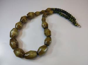 สร้อยคอแฟชั่นของผู้หญิงทำจากเรซิ่นทำมือโซ่ลูกปัดขัดเงาพร้อมไข่มุก - Product Image 5