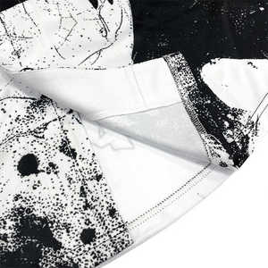 เสื้อเบสบอลสีดำและสีขาวสองสีเสื้อผ้าแนวสตรีทเสื้อเจอร์ซีย์เบสบอลแบบย้อนยุคของผู้ชายขนาดใหญ่ - Product Image 4