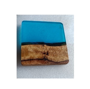Set de sous-verres en résine et pierre de bois Set de sous-verres en bois de cèdre 4 ou 6 pièces Set de forme carrée couleur blanche - Product Image 3