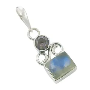 Colgante de Plata 925 con Piedra Lunar y Oro Rosa Hecho a Mano para Regalo de Joyería Religiosa para Mujer - Product Image 1