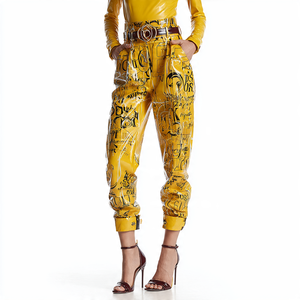 Pantalones amarillos de cuero por sublimación para mujer, pantalones de cuero a la moda con botones en la cintura, pantalones de cuero por sublimación para exteriores para mujer - Product Image 6