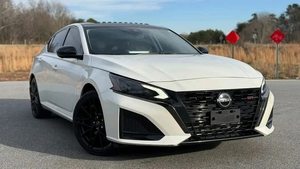 ข้อเสนอสุดคุ้มสำหรับนิสสัน อัลติมา พรีเมียม สแตนดาร์ด ปี 2023 - Product Image 4