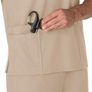 Top transpirable para hombre con impresión de logotipo personalizado y bordado uniforme médico cómodo y elegante para el cuidado de la salud - Product Image 2