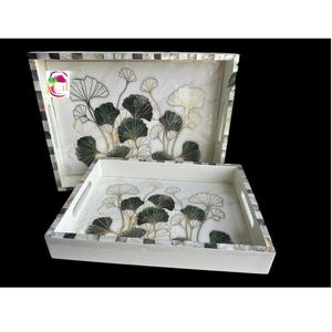 Plateau de service en nacre fabriqué à la main en Inde pour la table à manger, le petit-déjeuner et l'heure du thé, disponible à la vente - Product Image 2