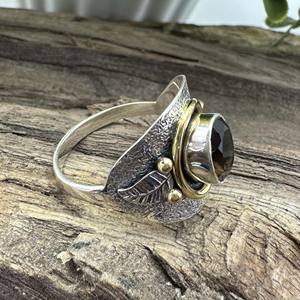 แหวนแต่งงาน/หมั้น ทรงโบฮีเมียน ทำมือ ดีไซน์หรูหรา เงินแท้ 925 สองสี ประดับควอตซ์สโมกกี้ ทรงรี - Product Image 2